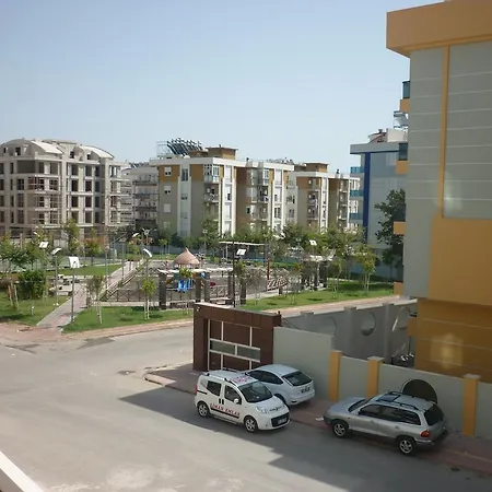 Aqua Homes Apartment *